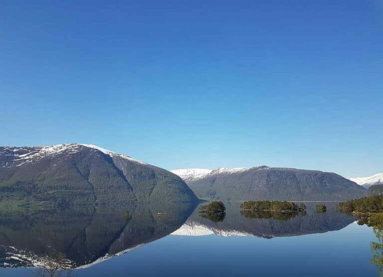 Mehr über den Artikel erfahren Hornindalsvatnet in Norwegen