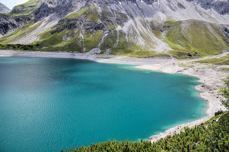 Du betrachtest gerade Lünersee in Vorarlberg, Österreich,