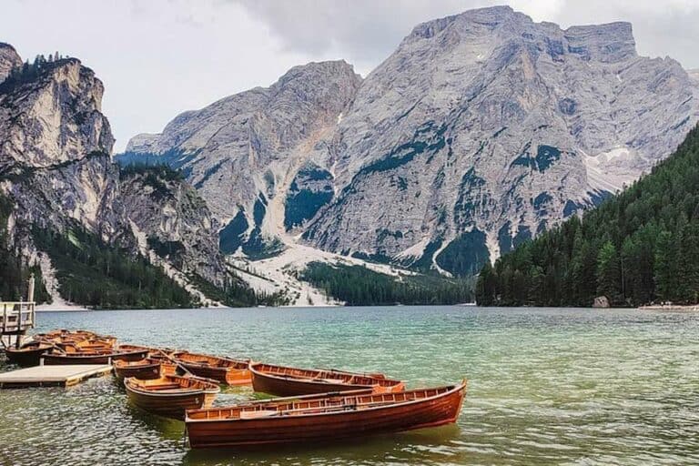 Mehr über den Artikel erfahren Pragser Wildsee in Südtirol